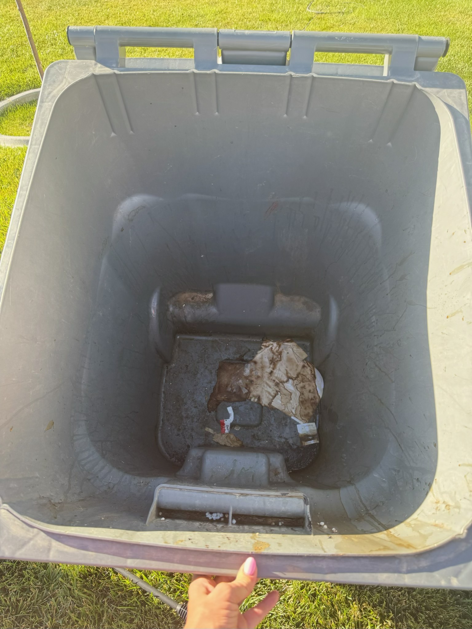 Before - dirty trash bin